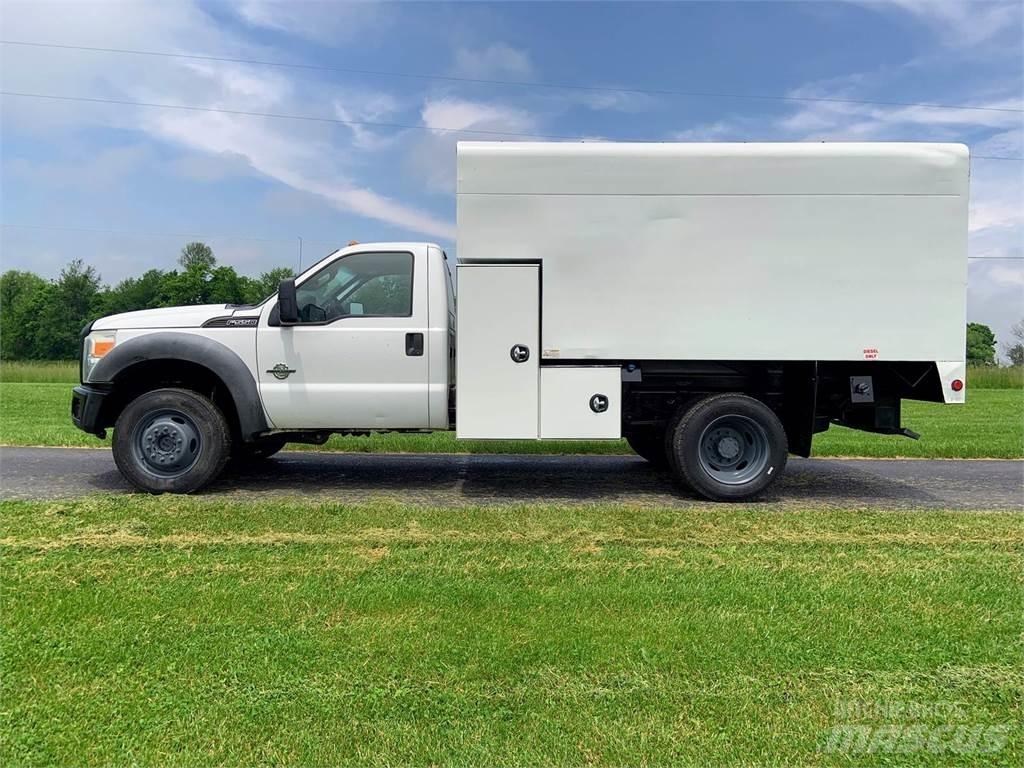 Ford F-550 Camion pour copeaux de bois