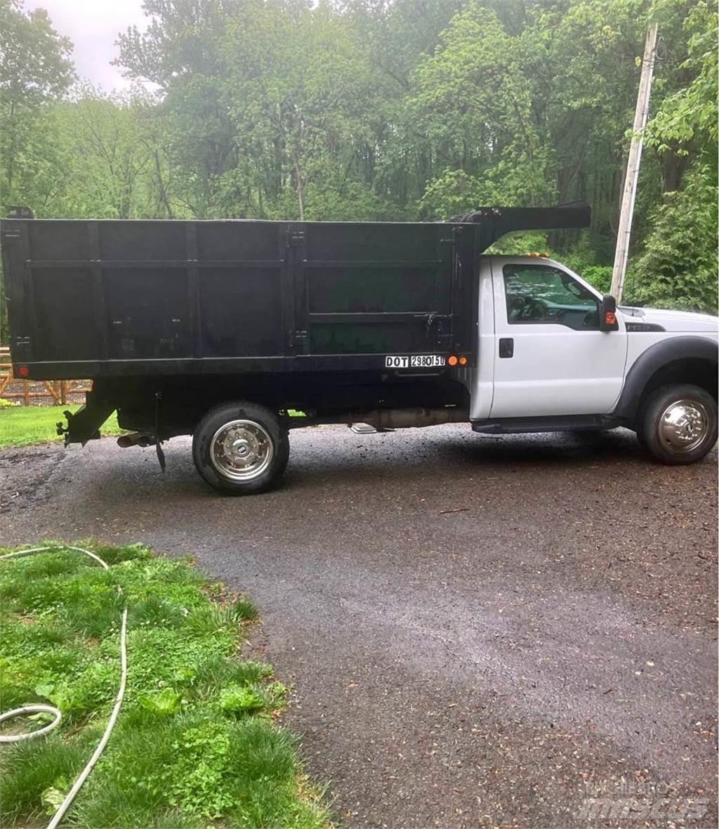 Ford F-550 Camion benne
