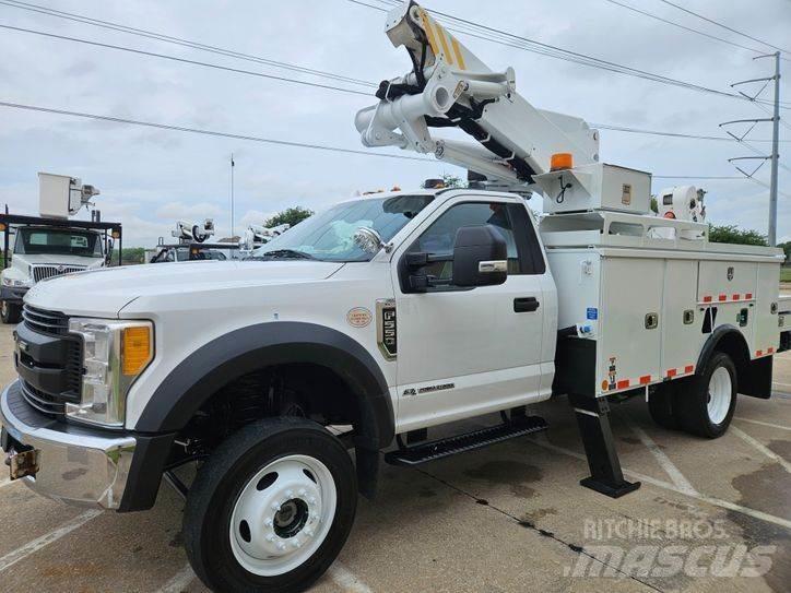 Ford F-550 Camion nacelle