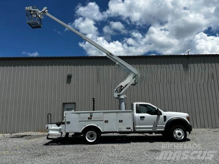 Ford F-550 Camion nacelle