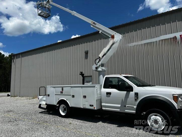Ford F-550 Camion nacelle
