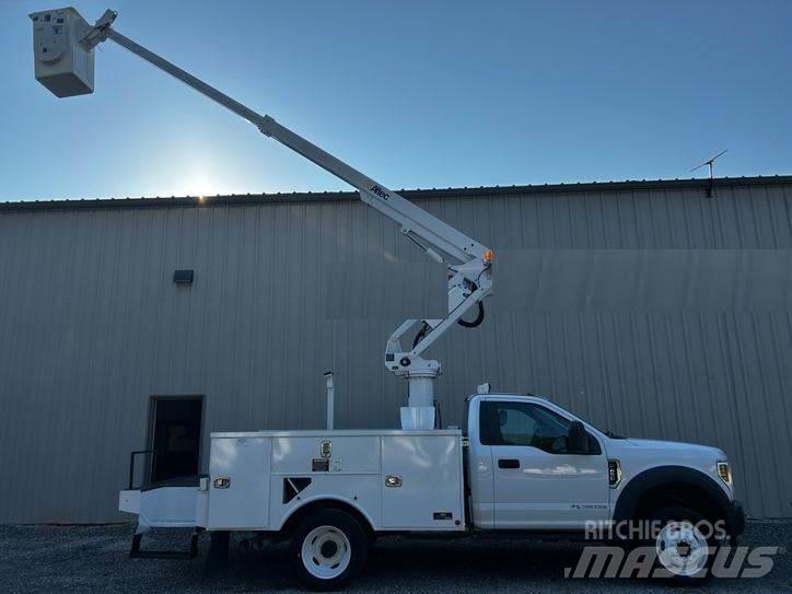 Ford F-550 Camion nacelle