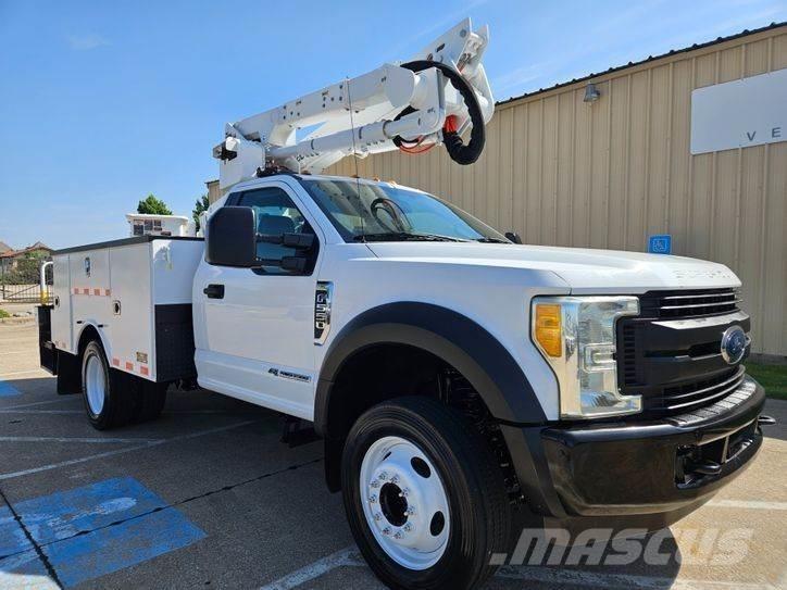 Ford F-550 Camion nacelle