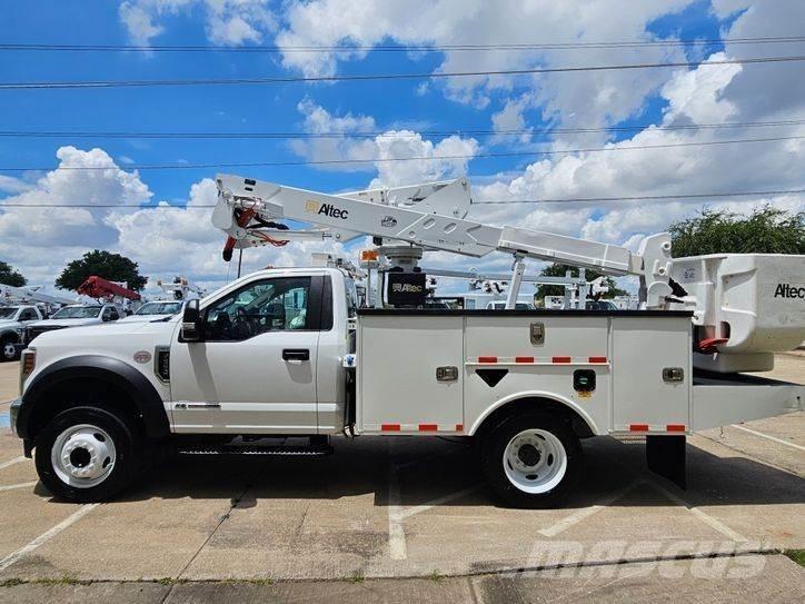 Ford F-550 Camion nacelle