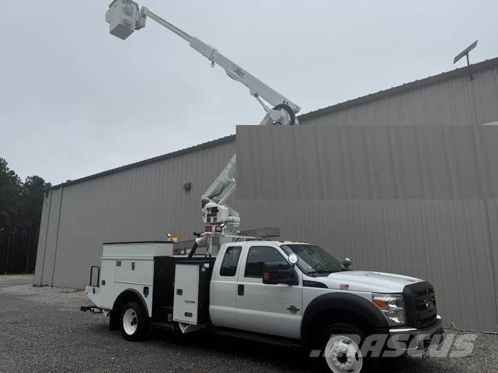 Ford F-550 Camion nacelle