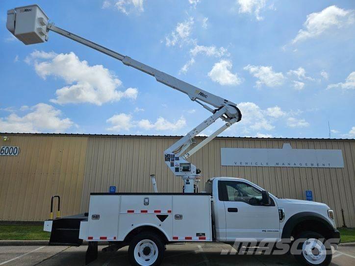 Ford F-550 Camion nacelle