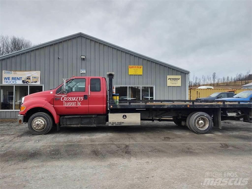 Ford F-650 Camion porte engin
