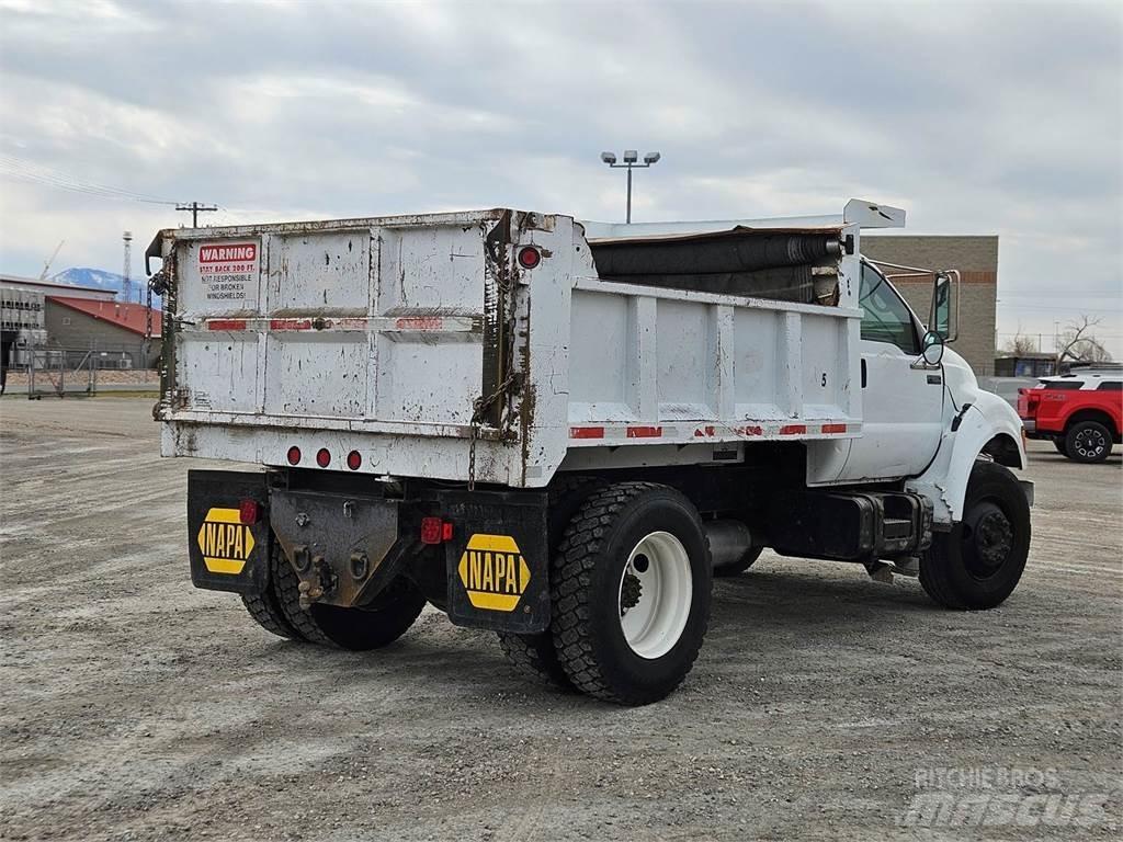 Ford F-650 Camion benne
