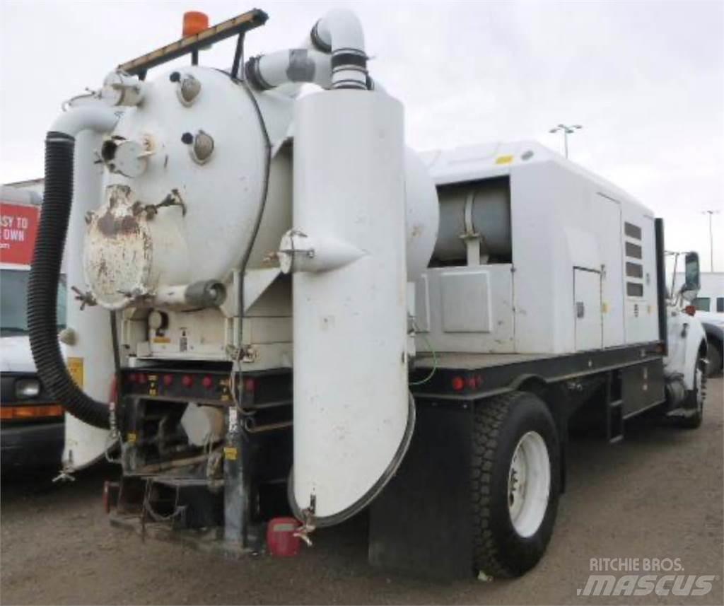 Ford F-650 Camion aspirateur, Hydrocureur