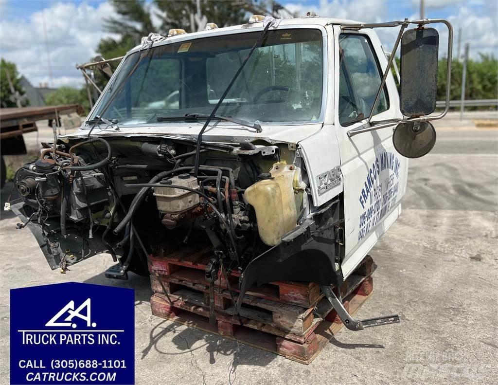 Ford F-700 Transport - Autres