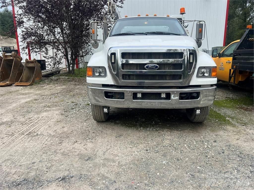 Ford F-750 Camions et véhicules municipaux