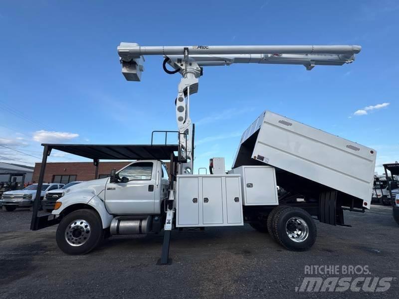 Ford F-750 Camion nacelle