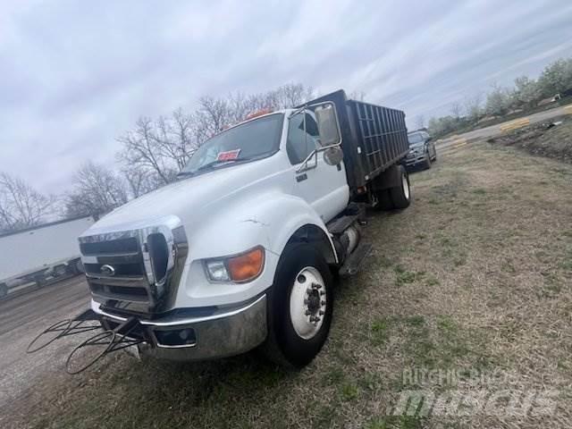 Ford F-750 Camion benne