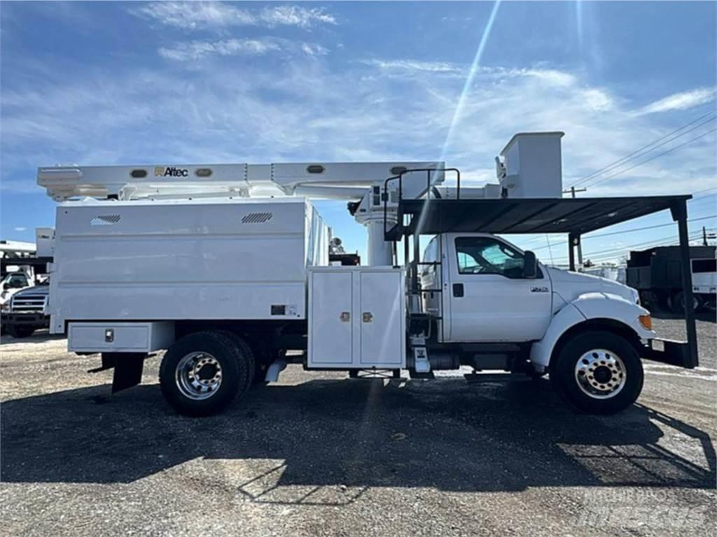Ford F-750 Camion nacelle