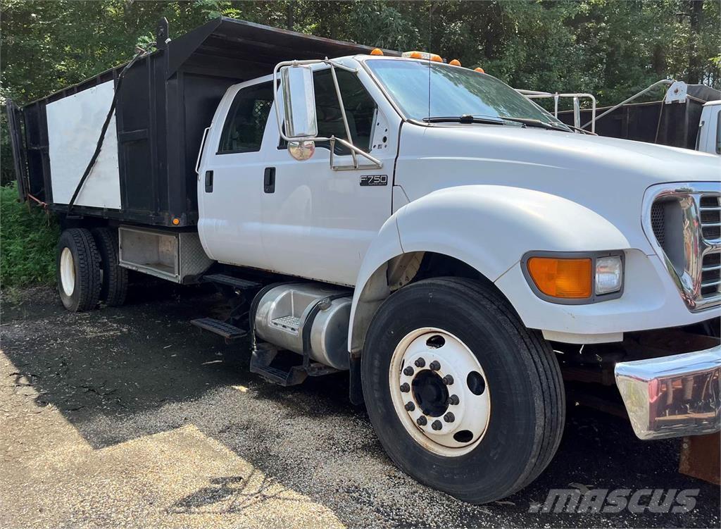 Ford F-750 Camion benne