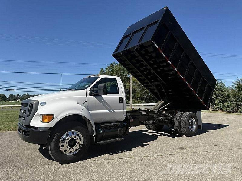 Ford F-750 Camion pour copeaux de bois
