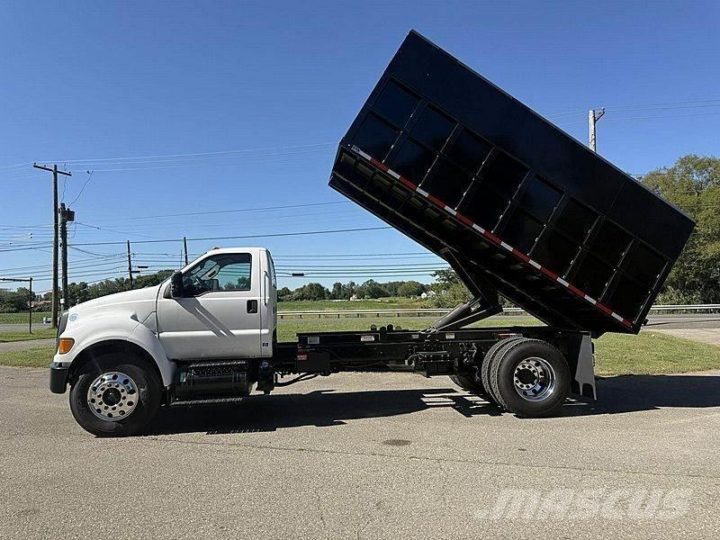 Ford F-750 Camion pour copeaux de bois