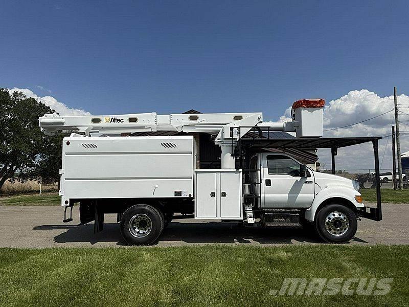 Ford F-750 Camion nacelle