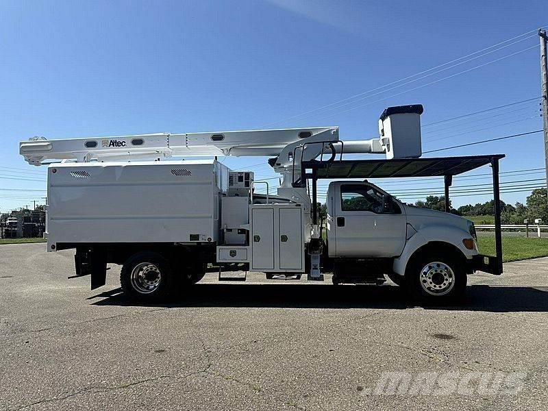 Ford F-750 Camion nacelle