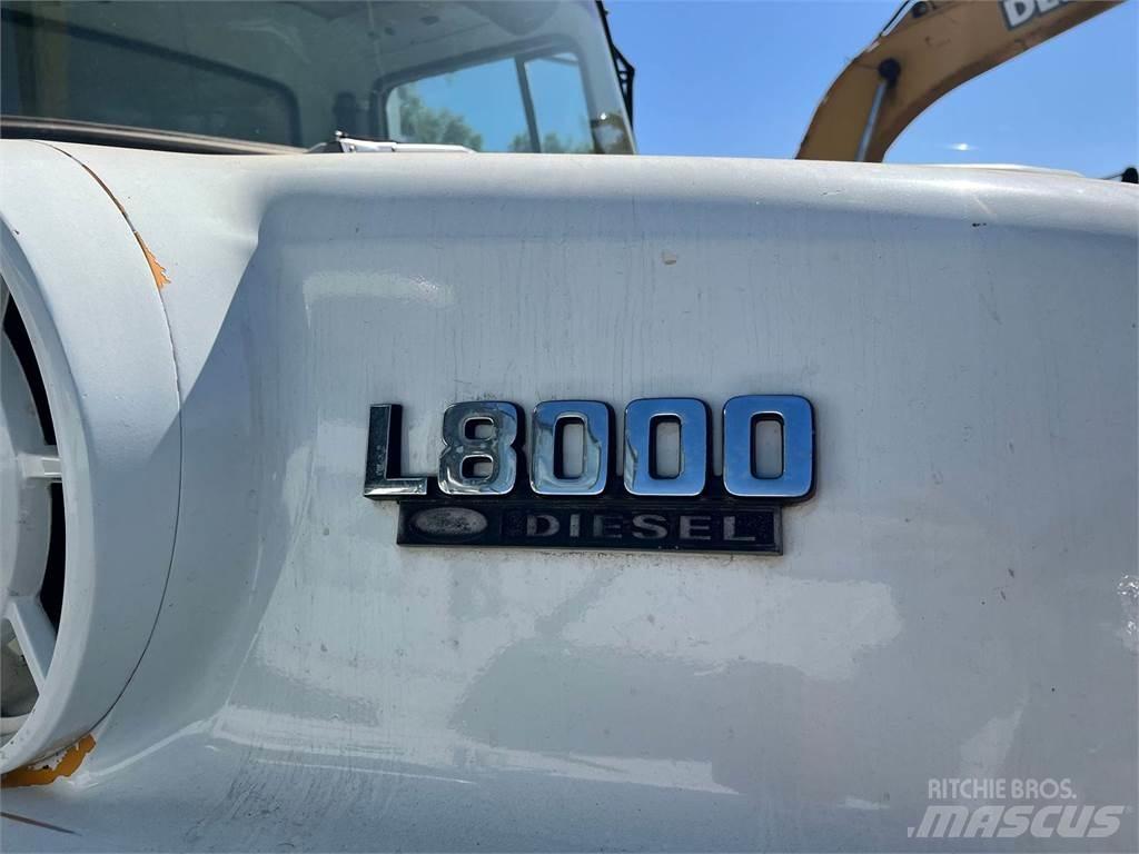 Ford L800 Camion aspirateur, Hydrocureur