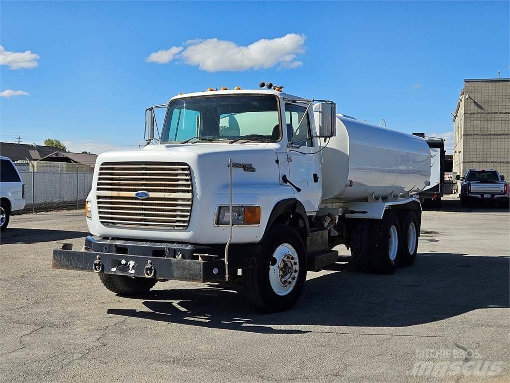 Ford L9000 Motrici cisterna