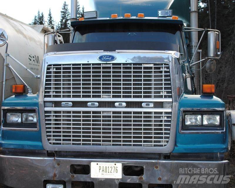Ford LTL9000 Tracteur routier