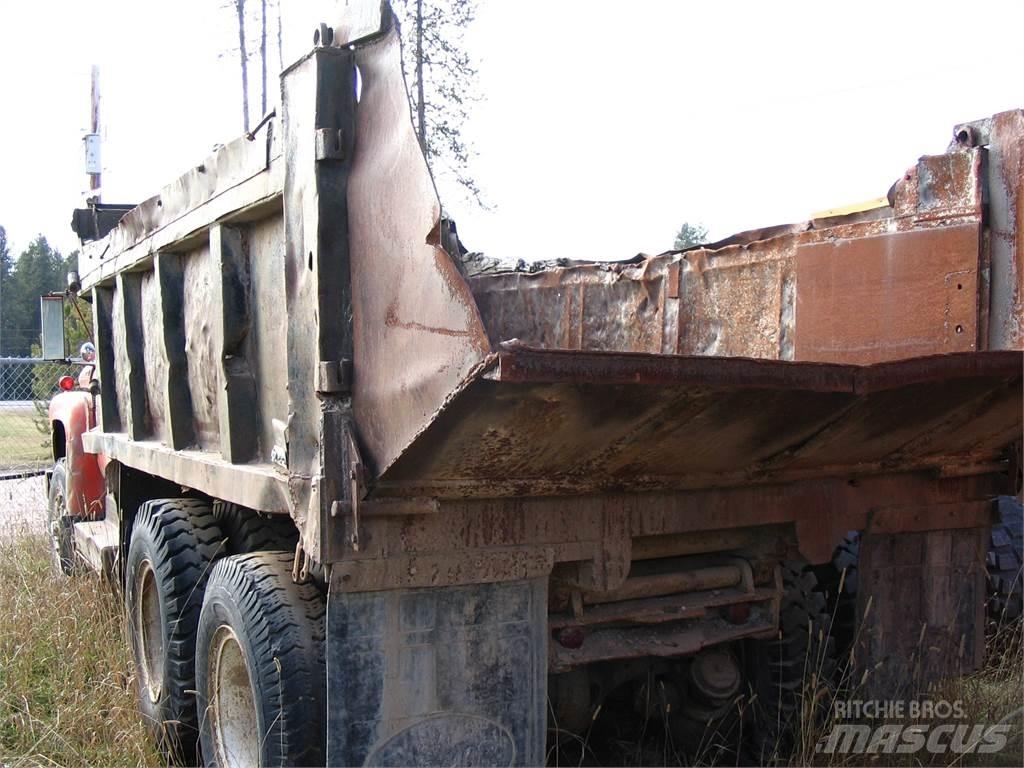 Ford T850 Camion benne