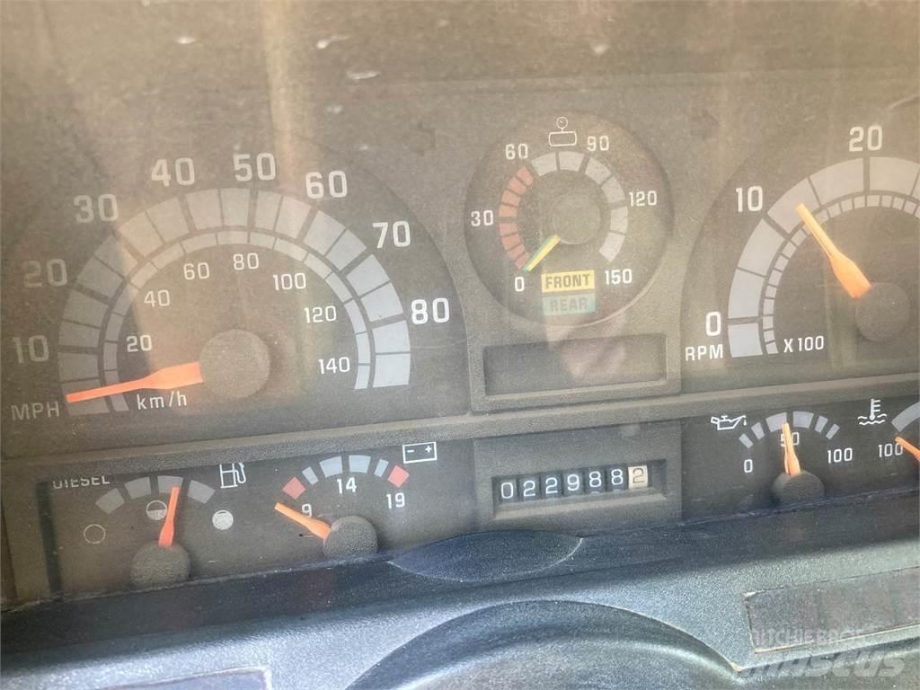 GMC 7500 Motrici cisterna