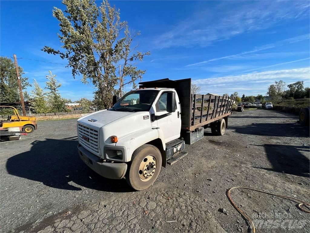 GMC C6500 Camion plateau