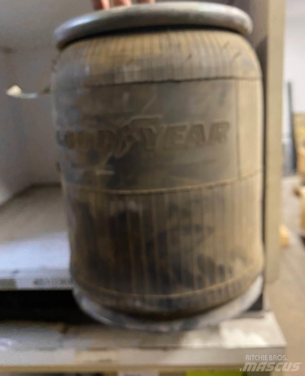 Goodyear  Transport - Autres