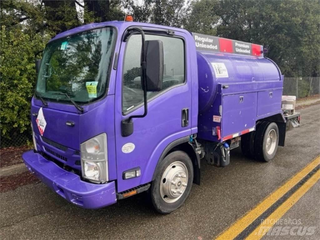 Isuzu NPR Motrici cisterna