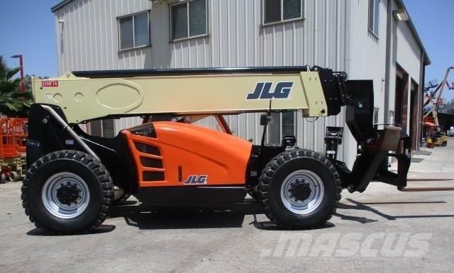JLG 1055 Chariot télescopique