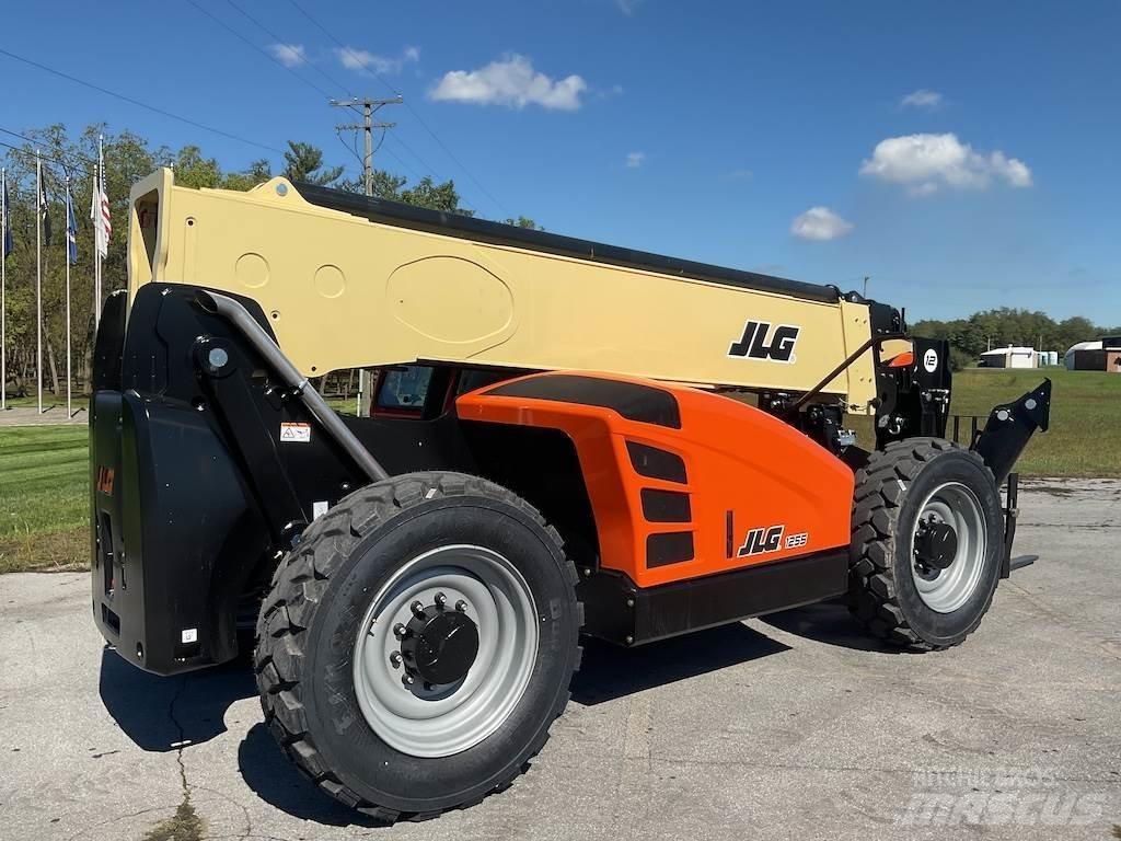 JLG 1255 Chariot télescopique