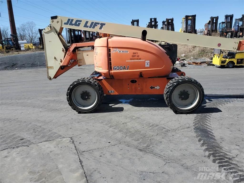 JLG 600AJ Nacelles articulées
