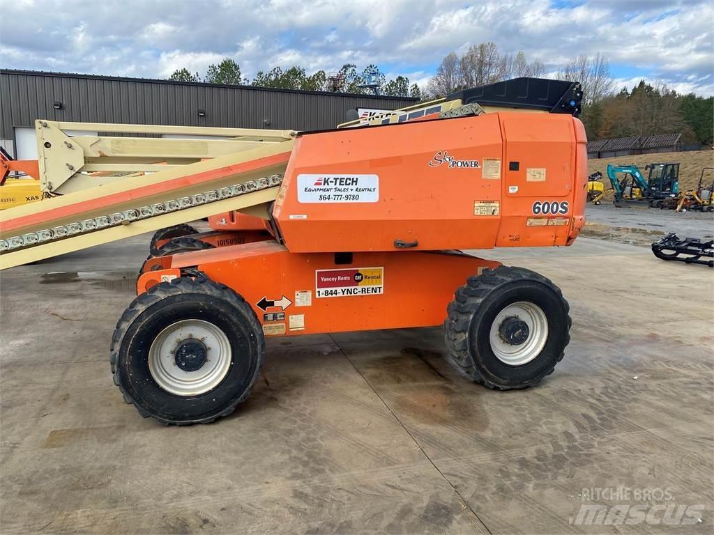 JLG 600S Nacelles télescopiques