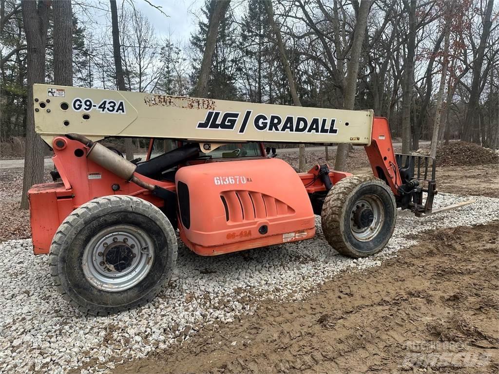 JLG G9-43A Chariot télescopique