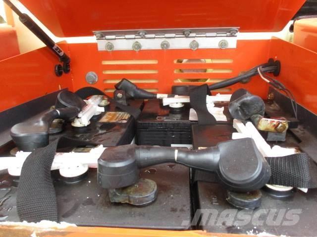 JLG M600J Autre nacelle élévatrice