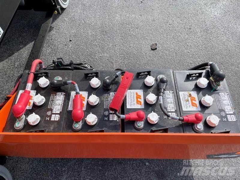 JLG R1932 Nacelle ciseaux