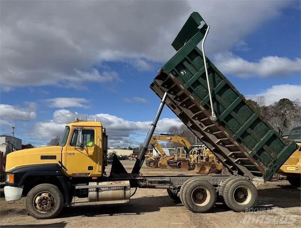 Mack CH613 Camion benne