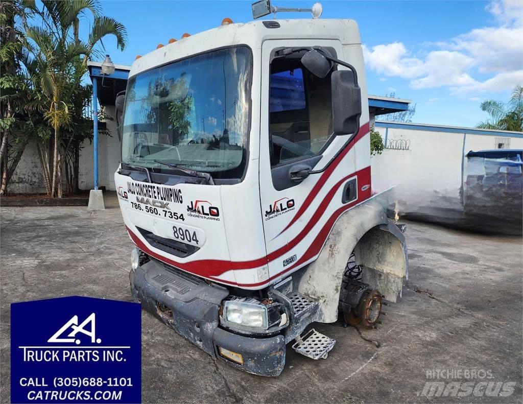 Mack MV322 Transport - Autres