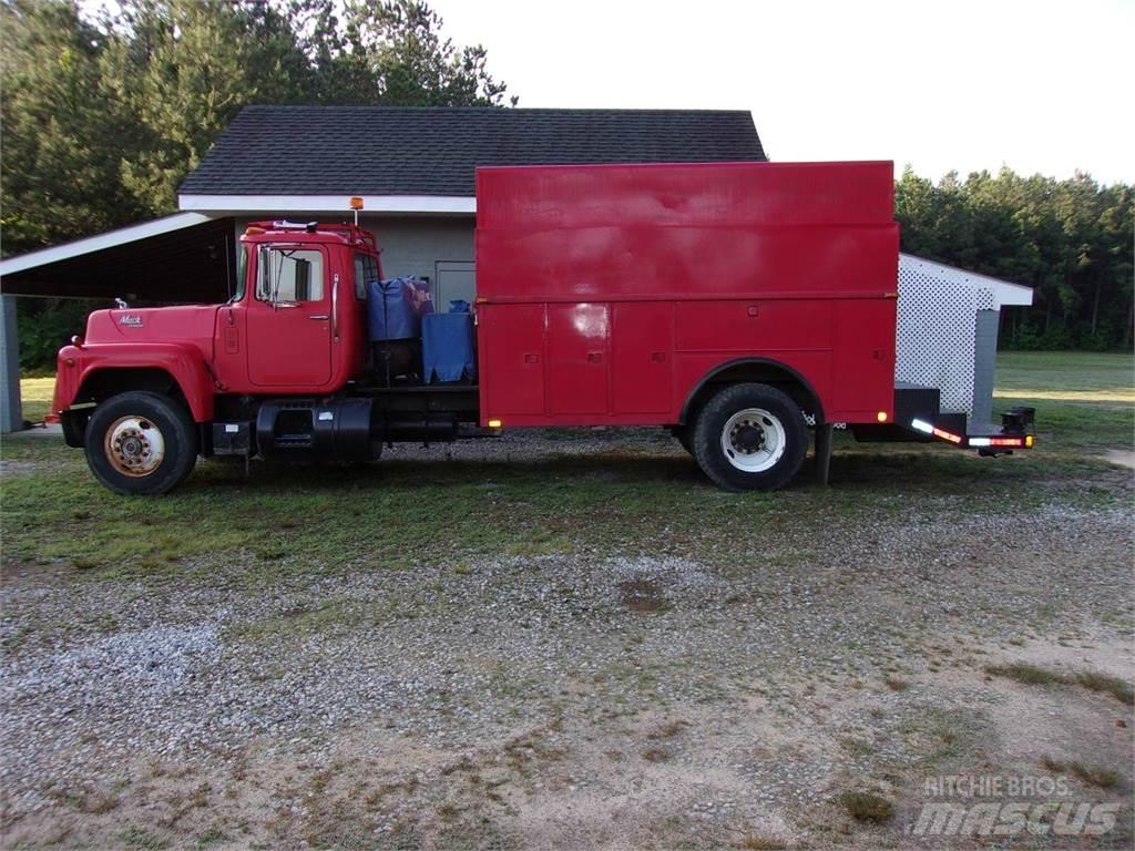 Mack Other Camions et véhicules municipaux