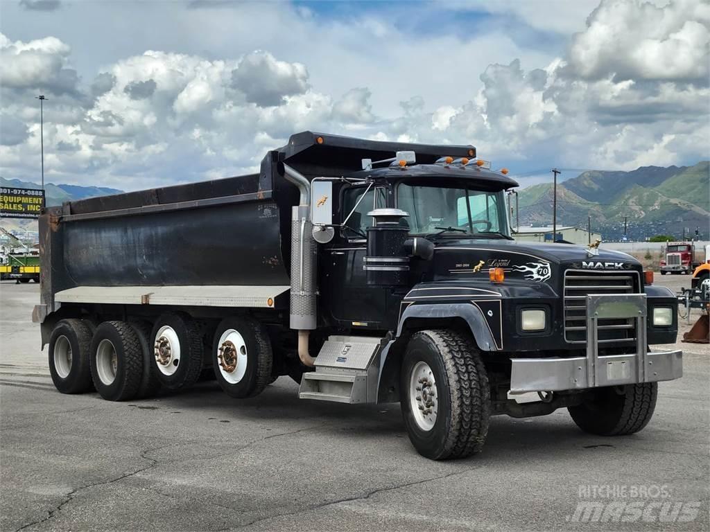 Mack RD690 Camion benne