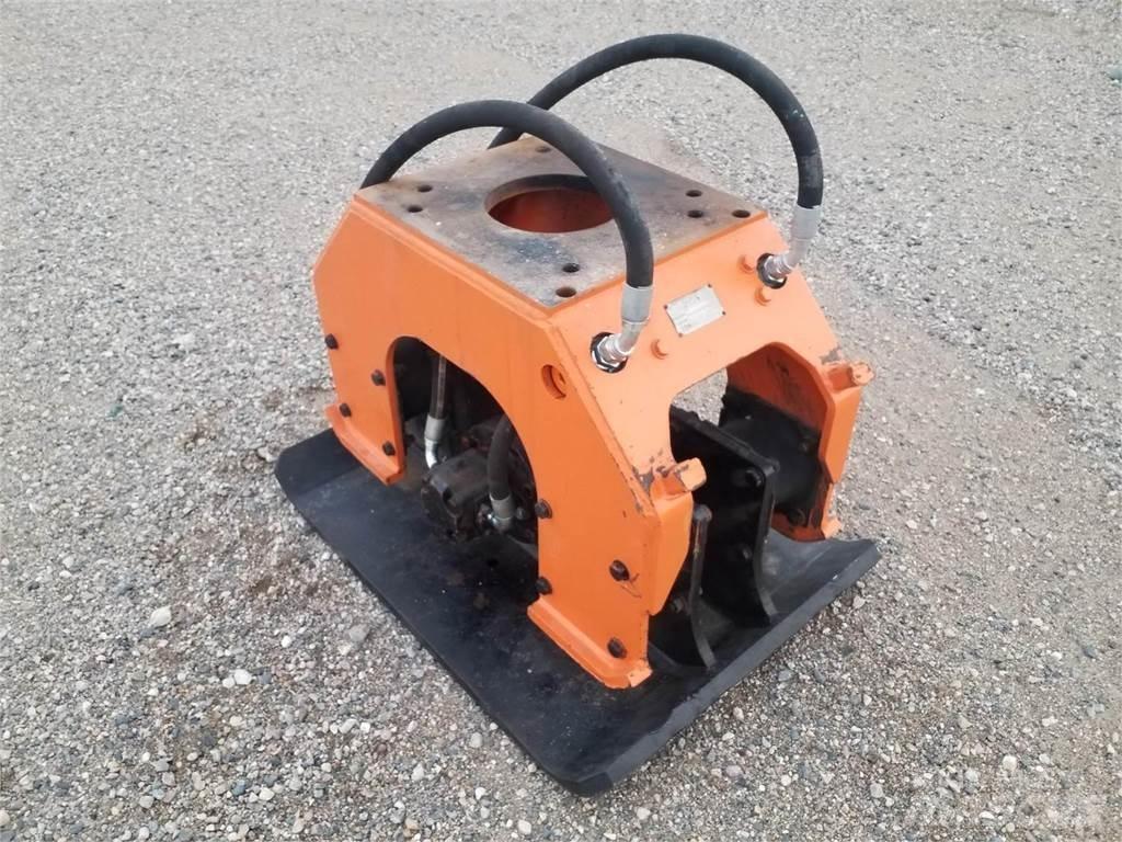 NPK C8B Accessoires et pièces pour compacteur