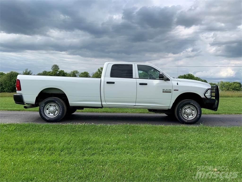 RAM 2500 Utilitaire benne