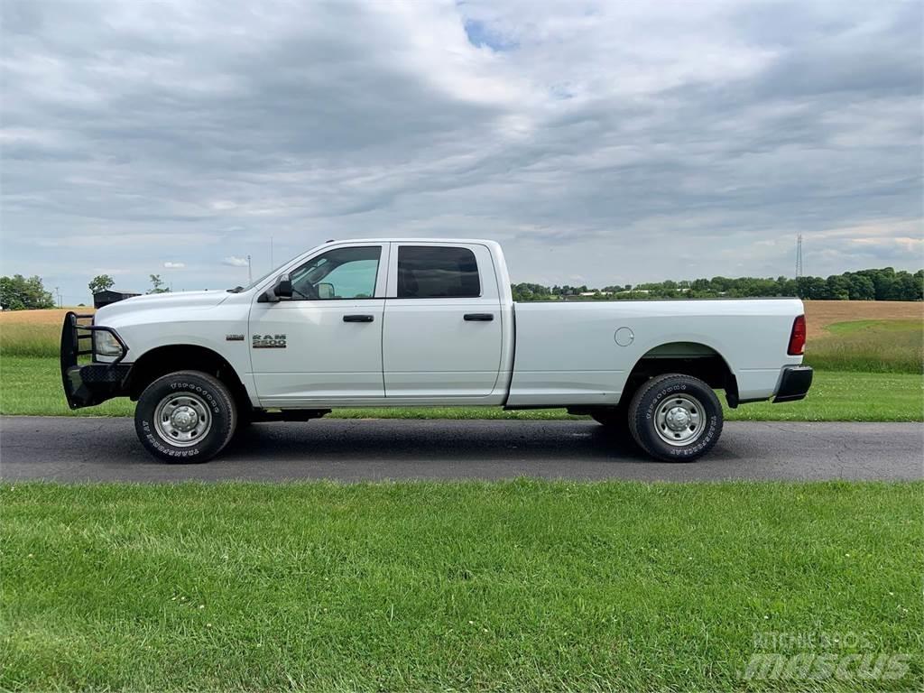 RAM 2500 Utilitaire benne