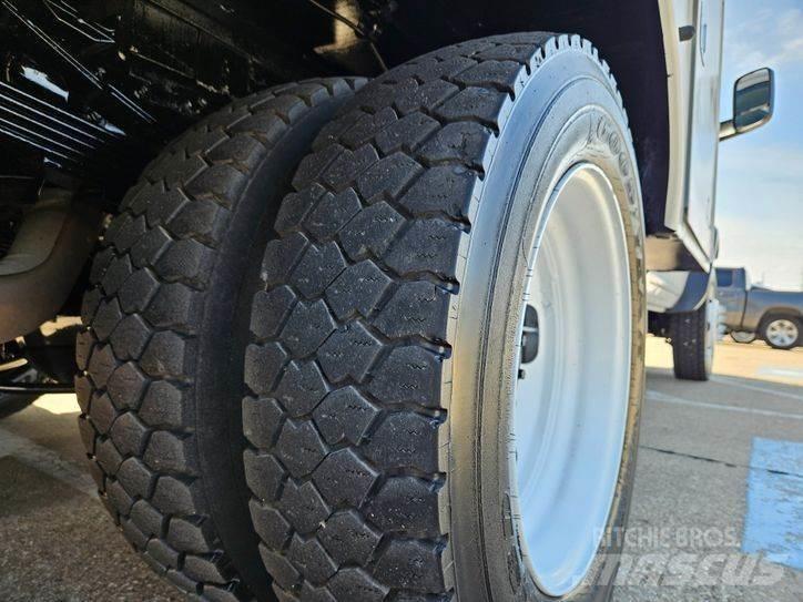 RAM 5500 Camion nacelle
