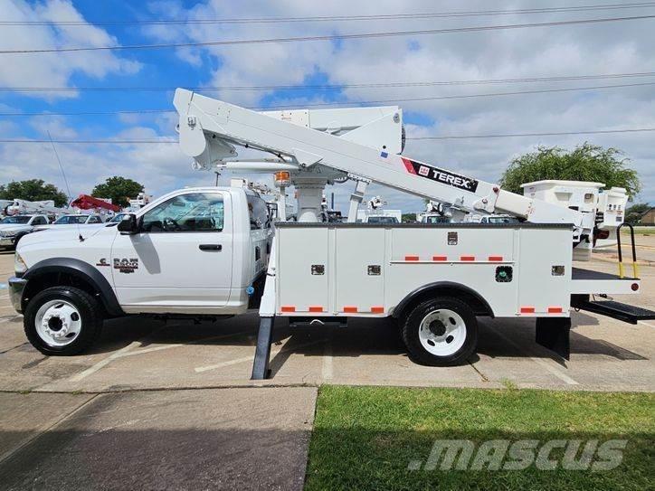 RAM 5500 Camion nacelle