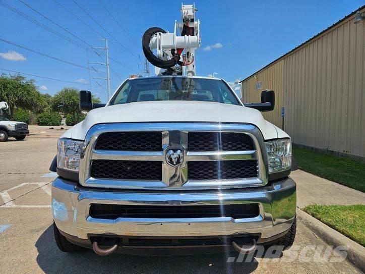 RAM 5500 Camion nacelle