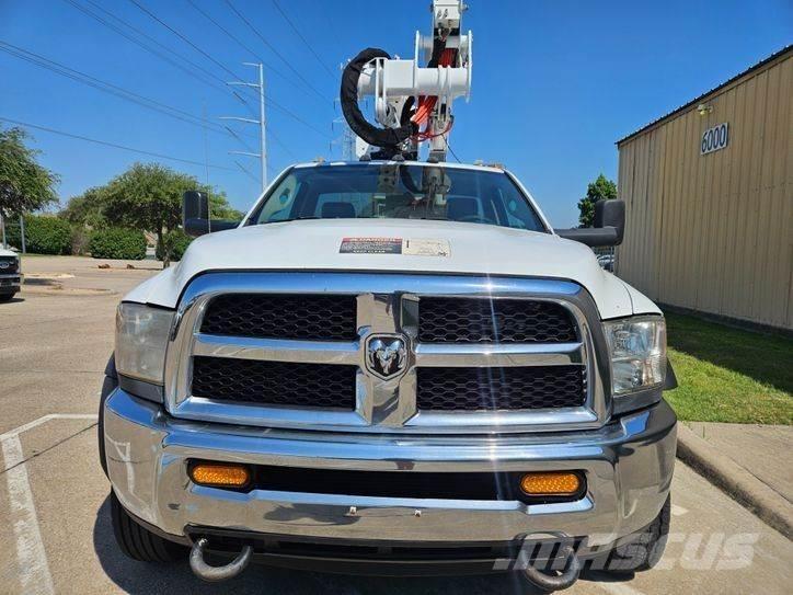 RAM 5500 Camion nacelle