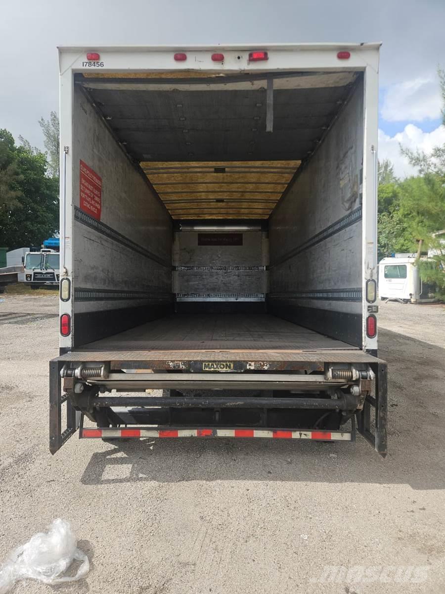  Unmarked Remorque porte container